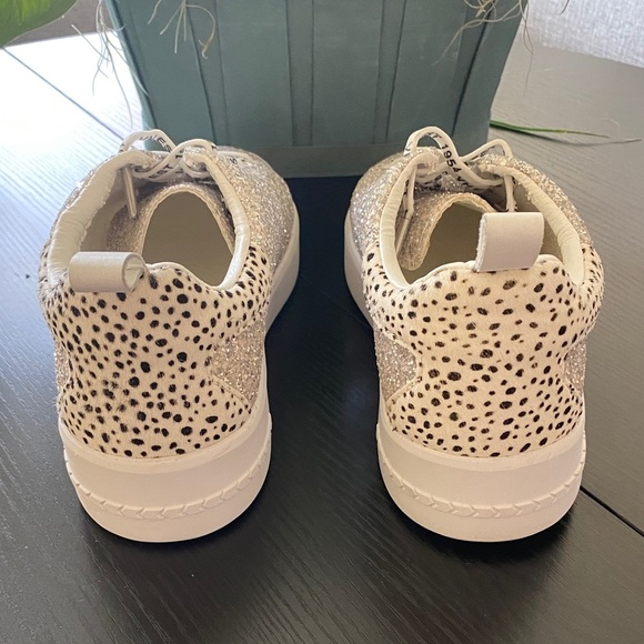 Vintage Havana Glittery Beige Sneakers - Picture 2 of 5